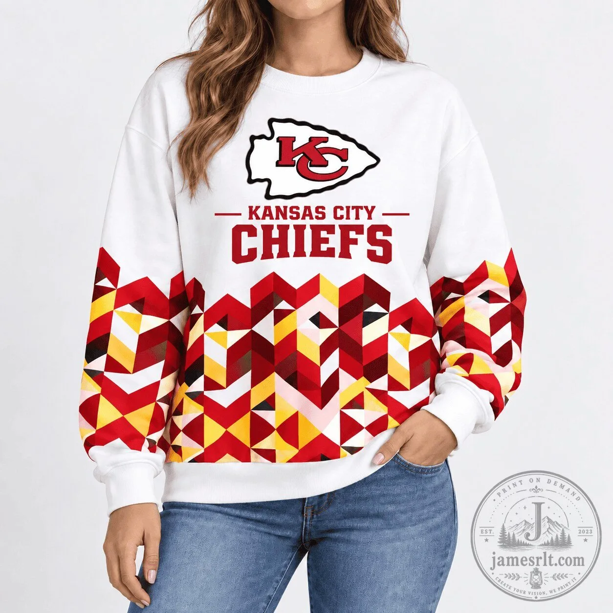 White Crewneck Sweatshirt with Kansas City Chiefs Geometric Chevron Design